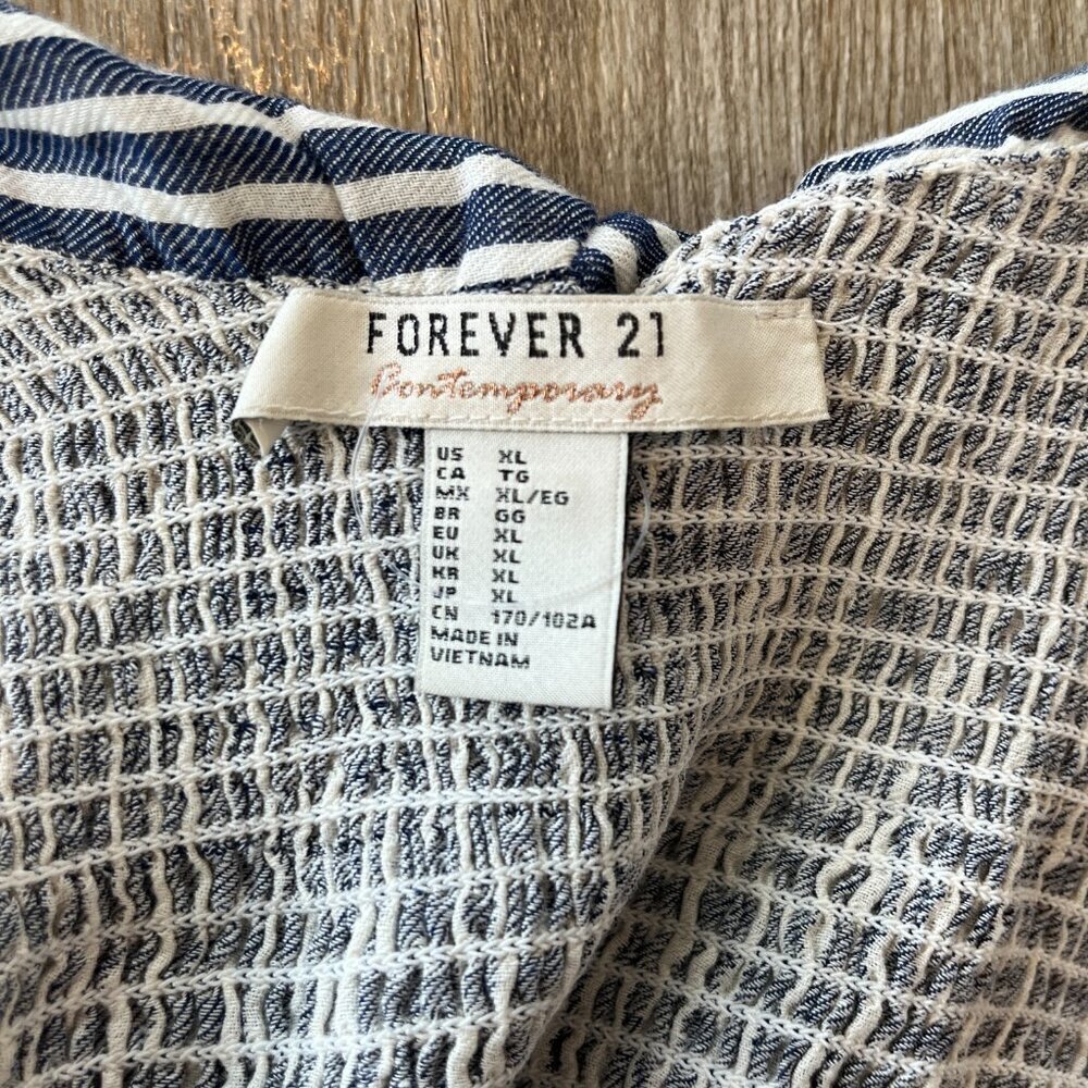 Womens Forever 21 Contemporary Blue/White Cropped Tank Top - XL - Picture 5 of 5